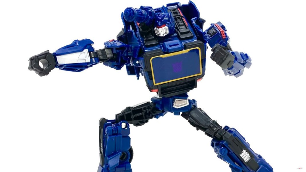 Image Of Soundwave & Optimus Prime  From Transformers Reactivate Game  (7 of 34)